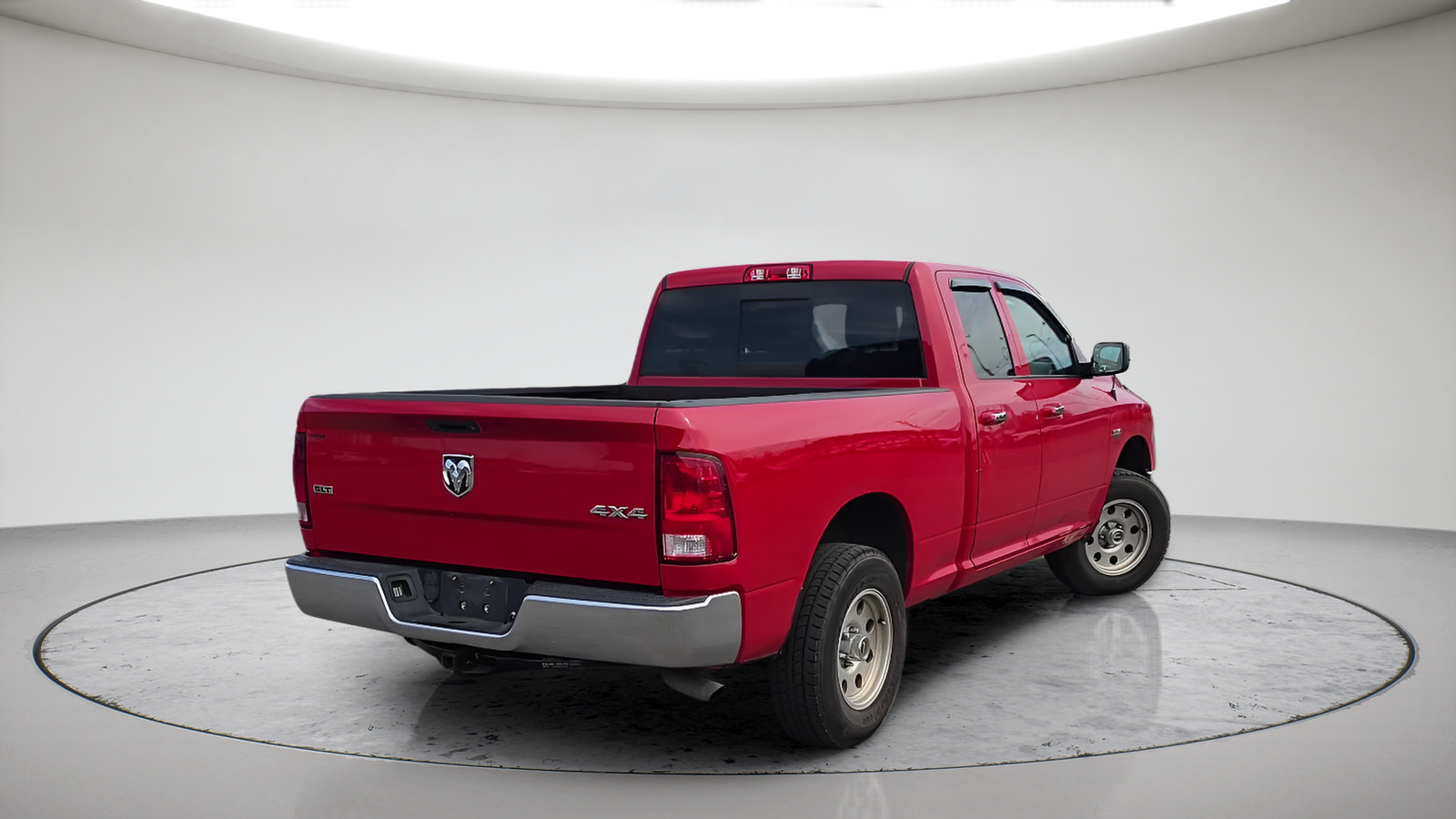 Used 2018 RAM 1500 Classic SLT AWD/4WD image 7