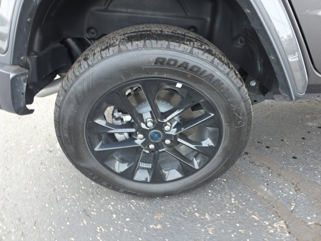 Used 2025 Jeep Wrangler Unlimited Sahara w/ Safety Group AWD/4WD image 49