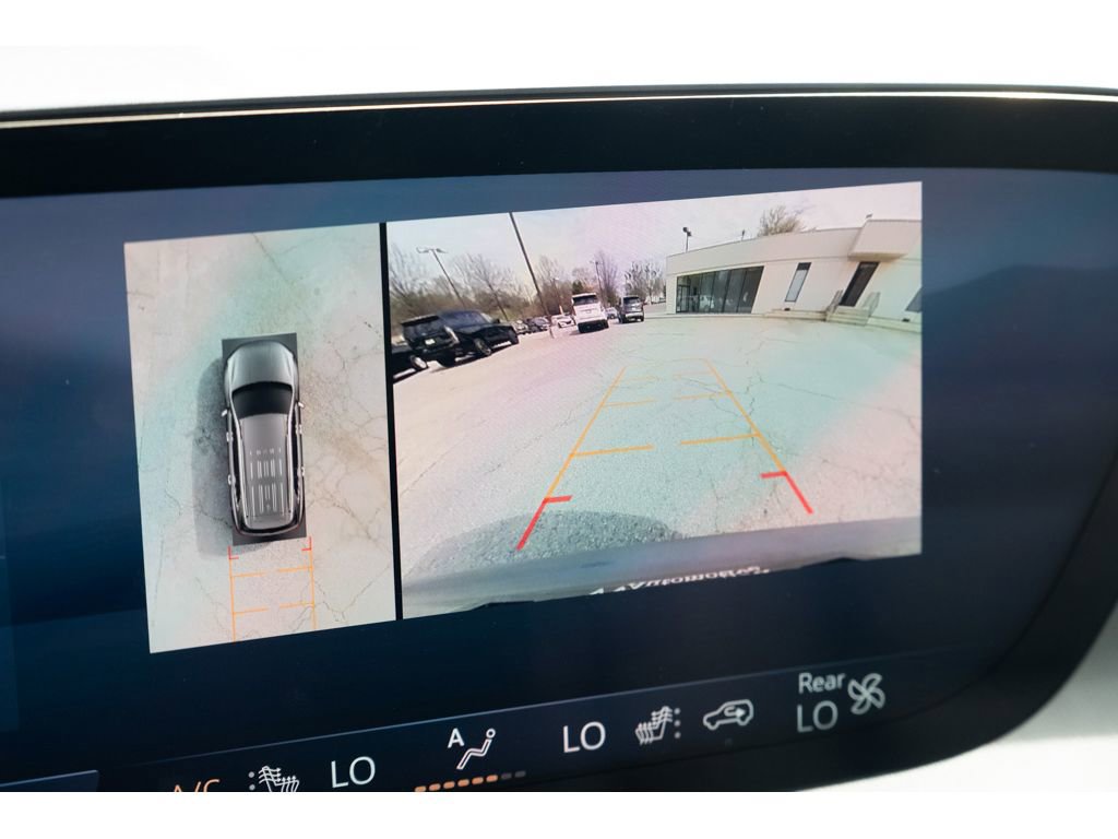 Certified 2025 Buick Enclave Preferred image 23