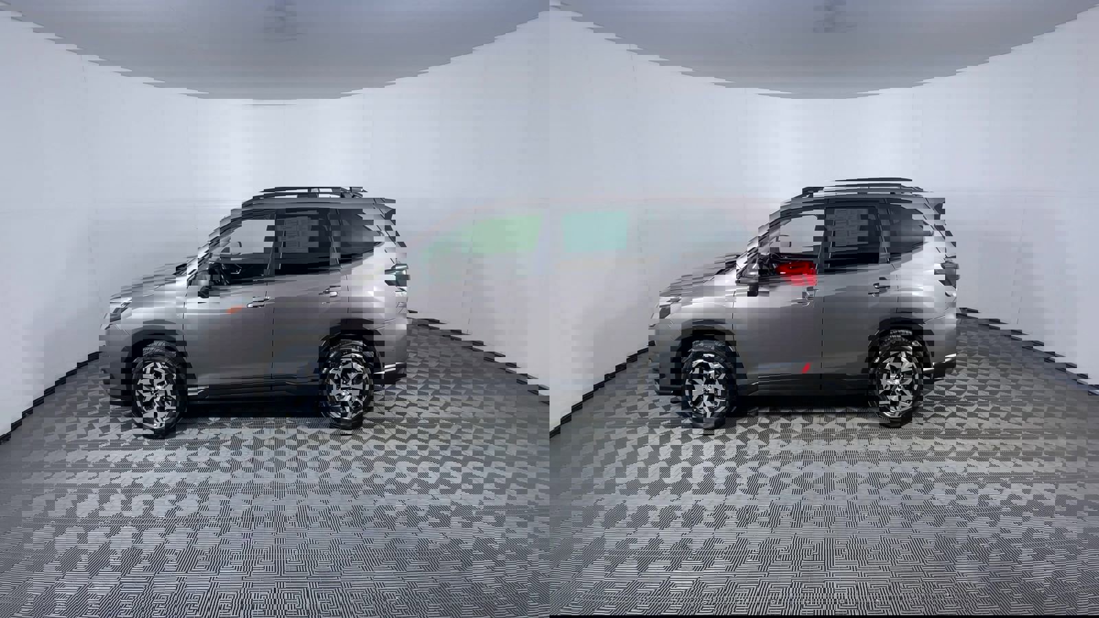 Used 2023 Subaru Forester Premium image 5