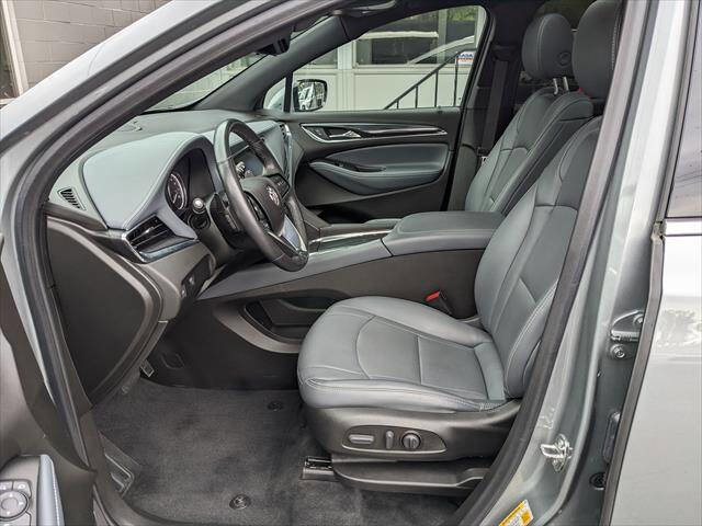 Used 2023 Buick Enclave Essence w/ Experience Buick Package AWD/4WD image 9