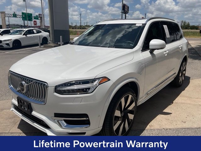 Certified 2023 Volvo XC90 T8 Ultimate w/ Protection Package Premier AWD/4WD image 3