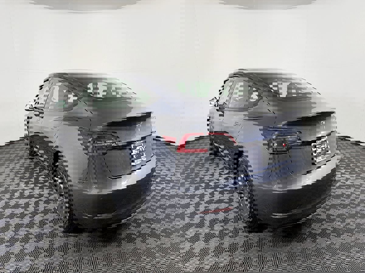 Used 2021 Tesla Model 3 Standard Range Plus image 14