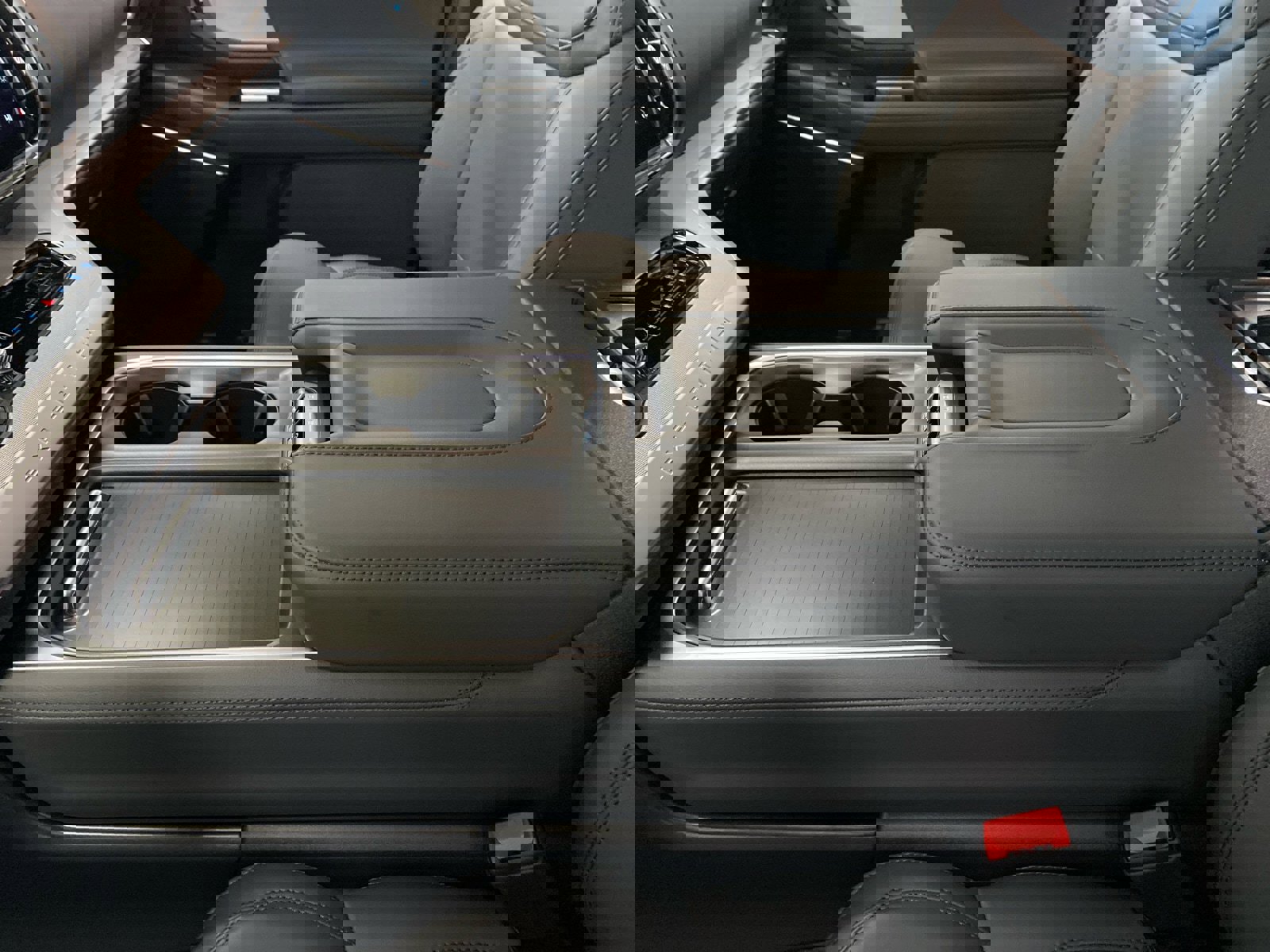 New 2026 Ford Expedition Active image 34