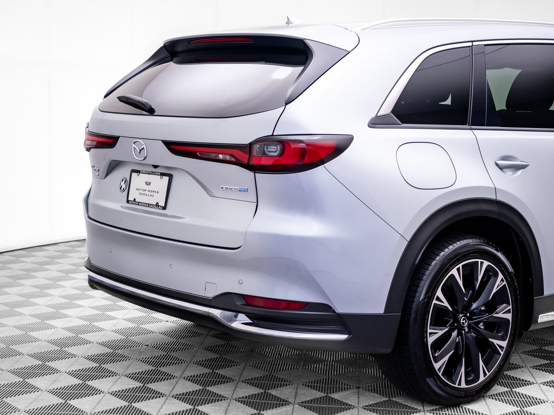 Used 2024 MAZDA CX-90 Plug-In Hybrid w/ Premium Plus AWD/4WD image 38