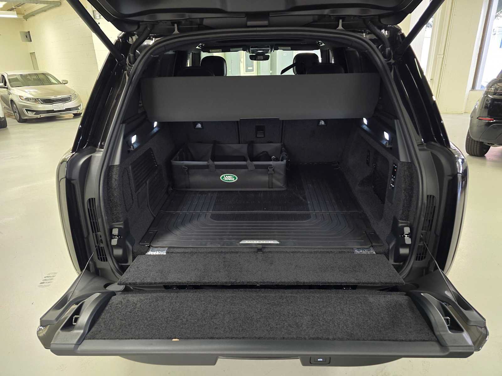 New 2026 Land Rover Range Rover SE AWD/4WD image 14