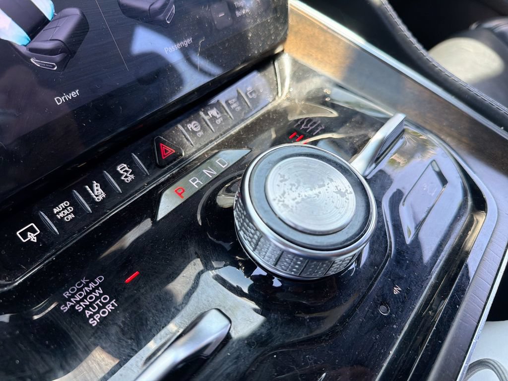 Used 2022 Jeep Grand Wagoneer Series II w/ Convenience Group III AWD/4WD image 23