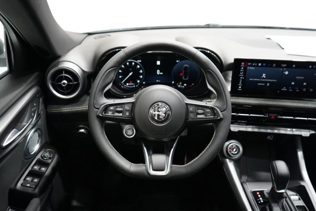 New 2026 Alfa Romeo Tonale Sport Speciale w/ Active Assist Package image 11