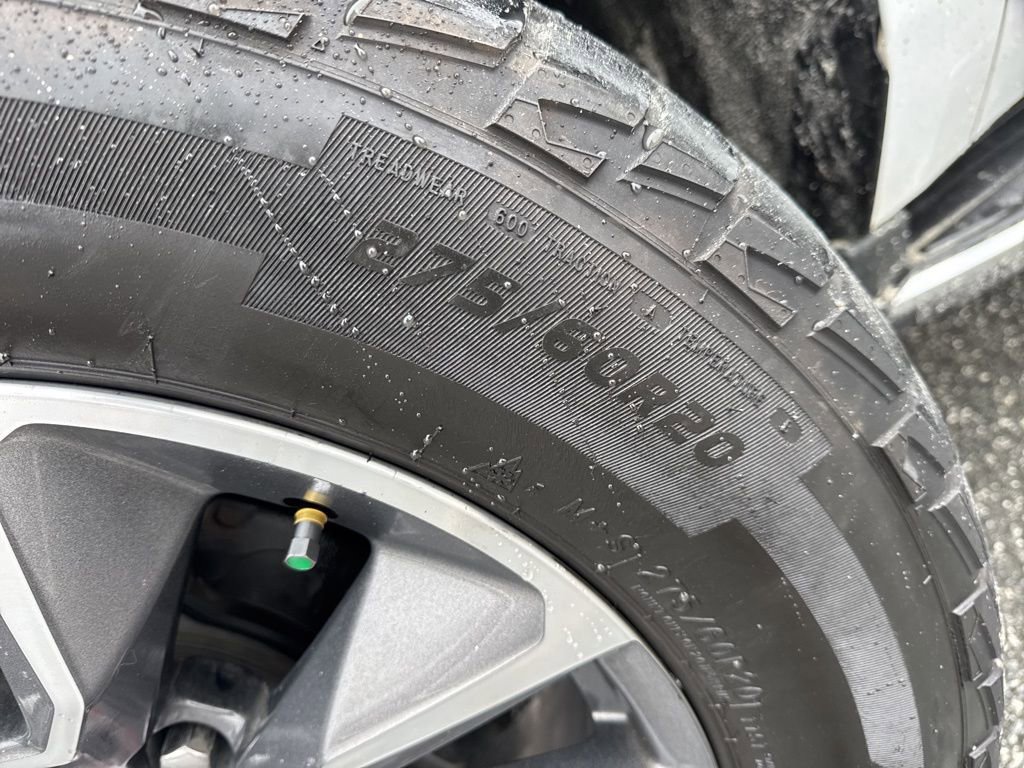 Used 2020 GMC Yukon SLT image 36