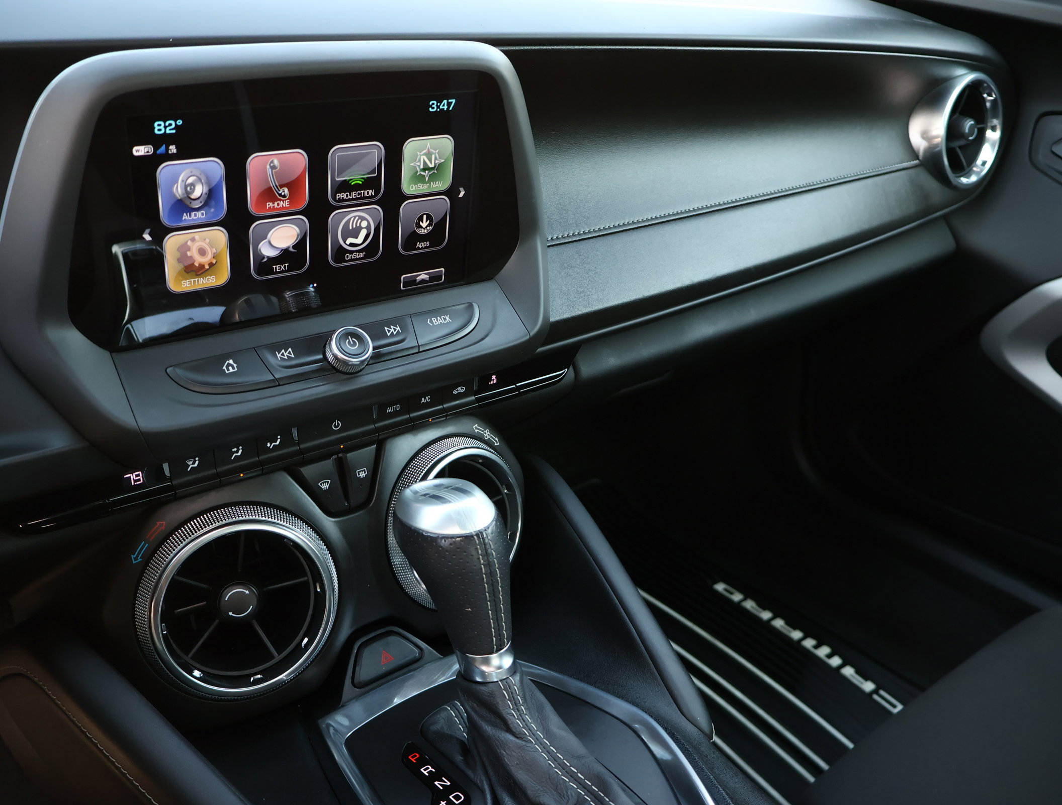 Used 2018 Chevrolet Camaro SS image 16