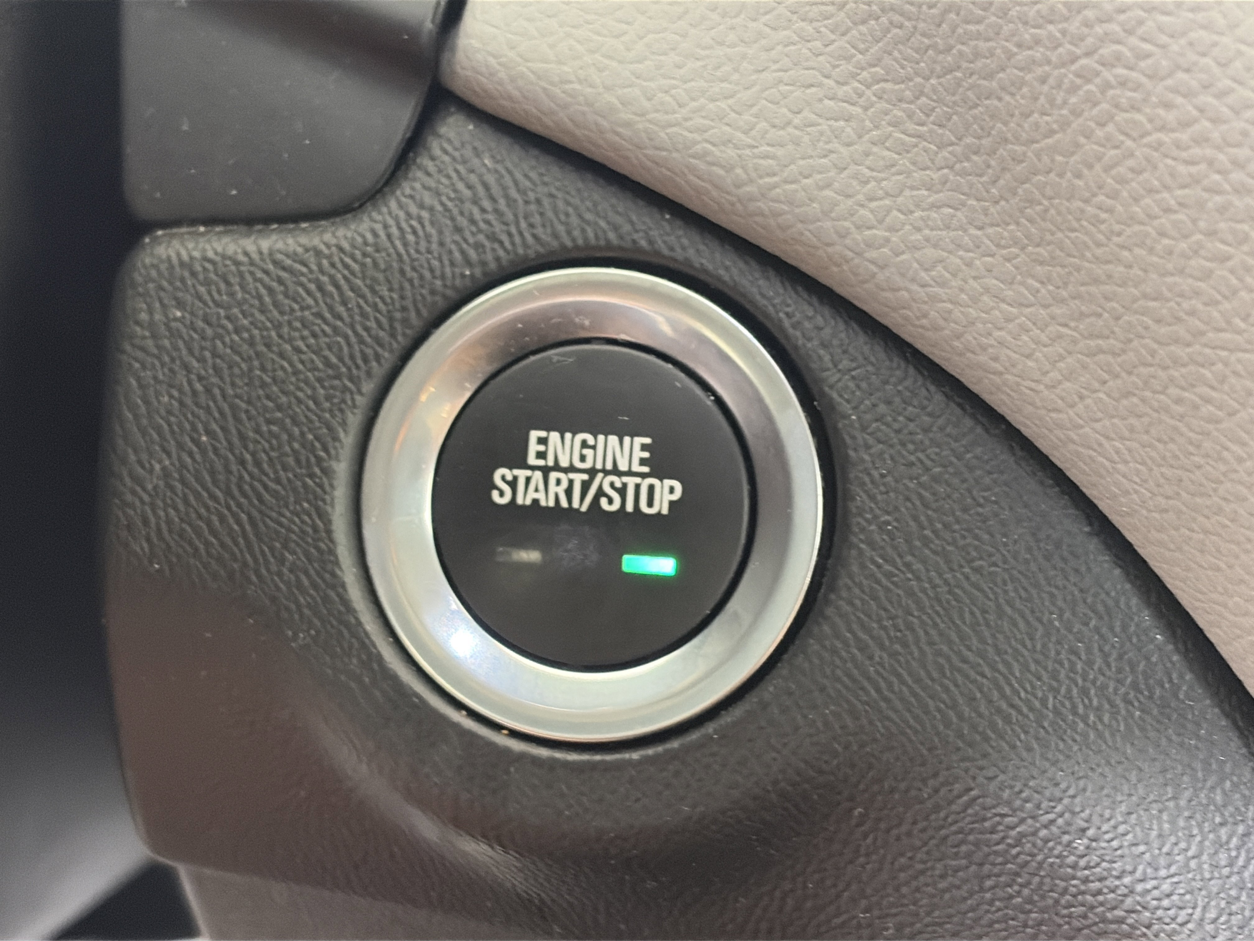 Certified 2021 Chevrolet Equinox LS image 24