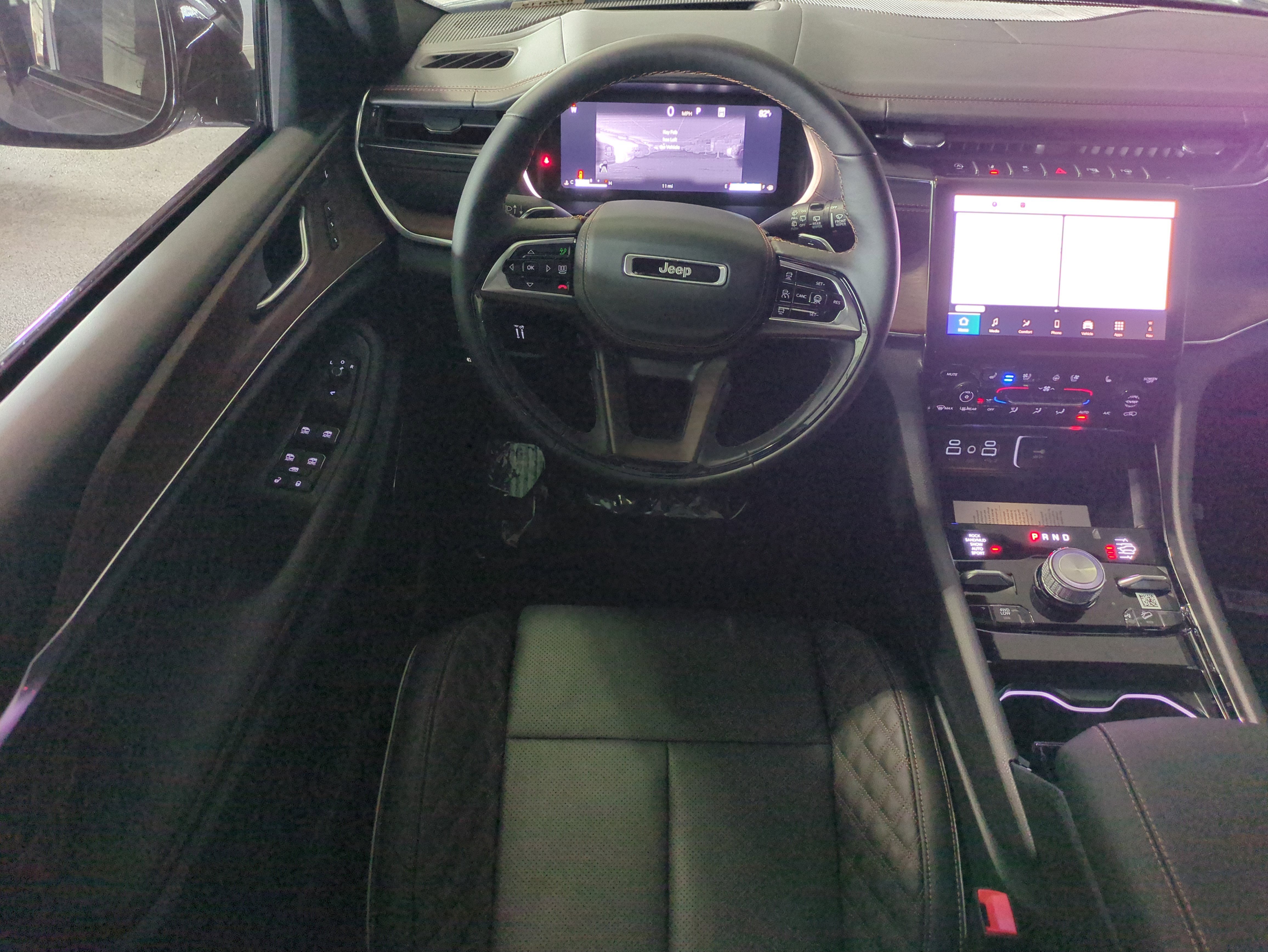 New 2025 Jeep Grand Cherokee Summit w/ Adv Protech Group IV image 17