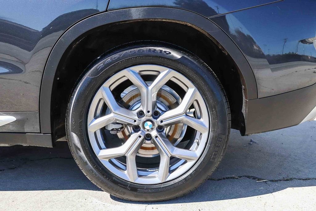 Certified 2023 BMW X3 sDrive30i w/ Premium Package image 12