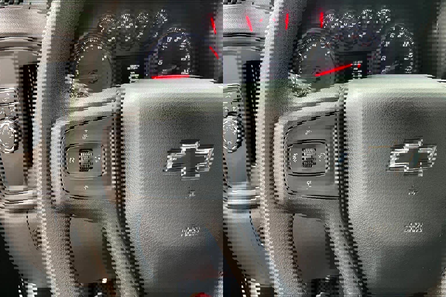 Used 2020 Chevrolet Silverado 1500 Custom w/ Custom Value Package RWD image 17