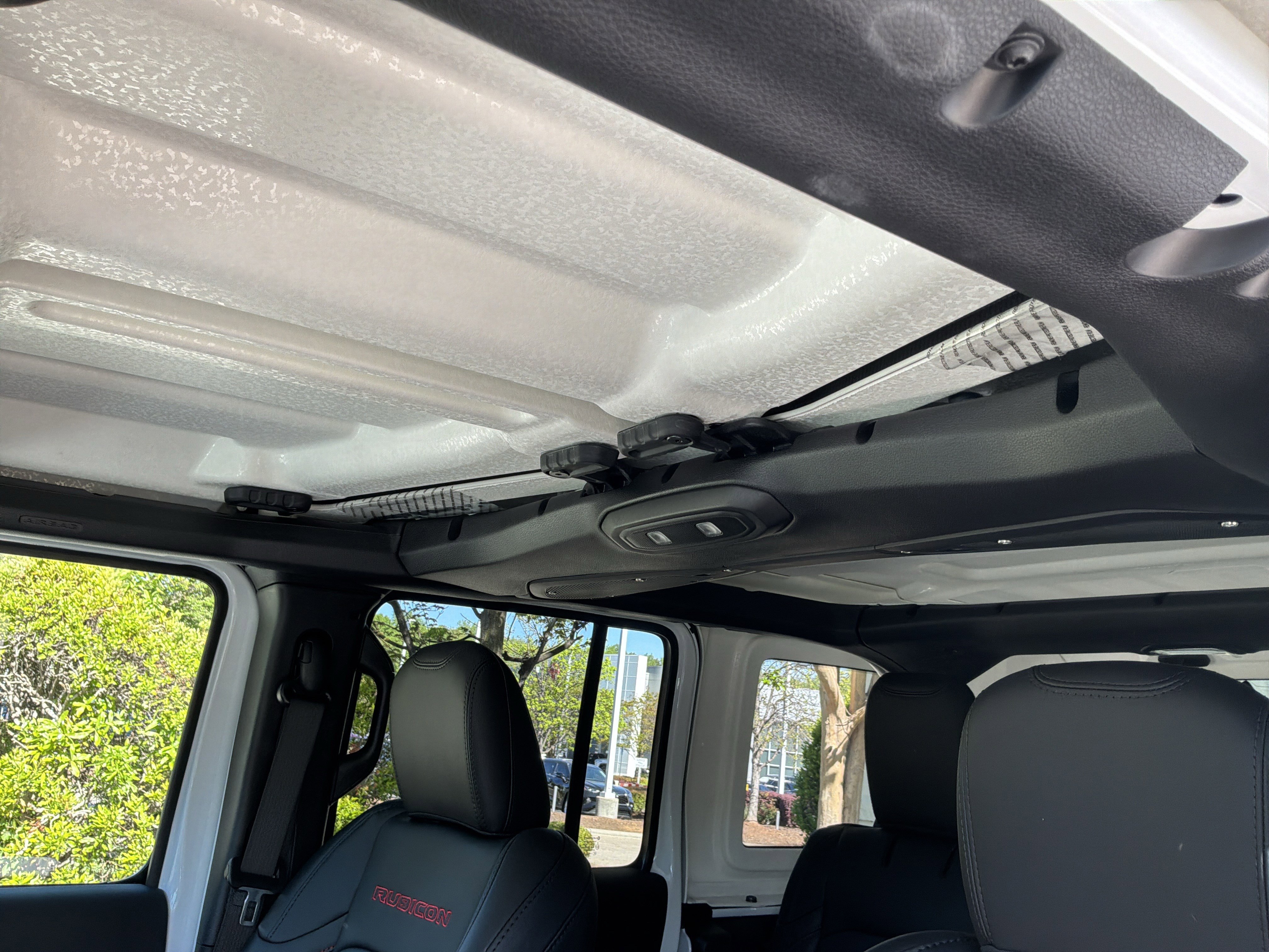 Used 2026 Jeep Wrangler Unlimited Rubicon w/ Safety Group AWD/4WD image 28