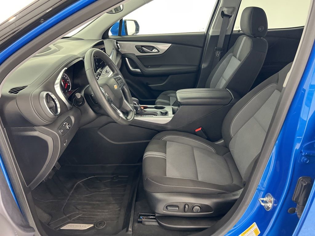 Used 2024 Chevrolet Blazer LT w/ LPO, Floor Liner Package FWD image 17