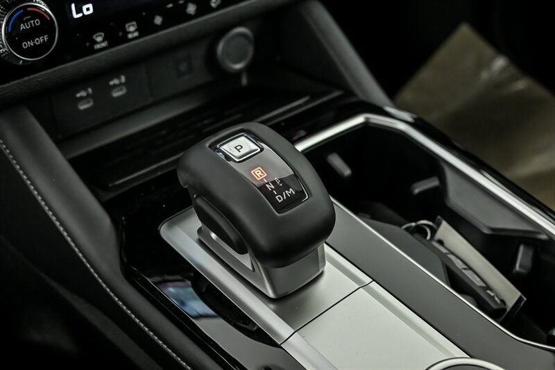New 2026 Mitsubishi Outlander LE FWD image 25