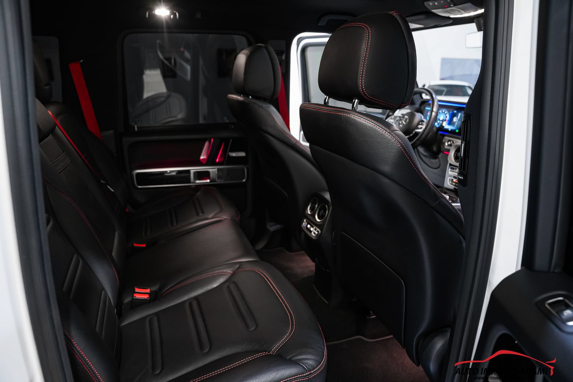 Used 2021 Mercedes-Benz G 550 w/ AMG Line image 11