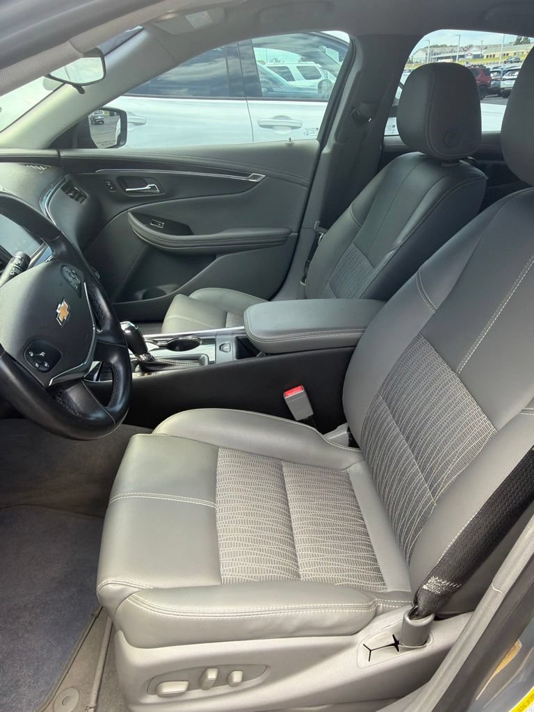 Used 2018 Chevrolet Impala LT FWD video 2