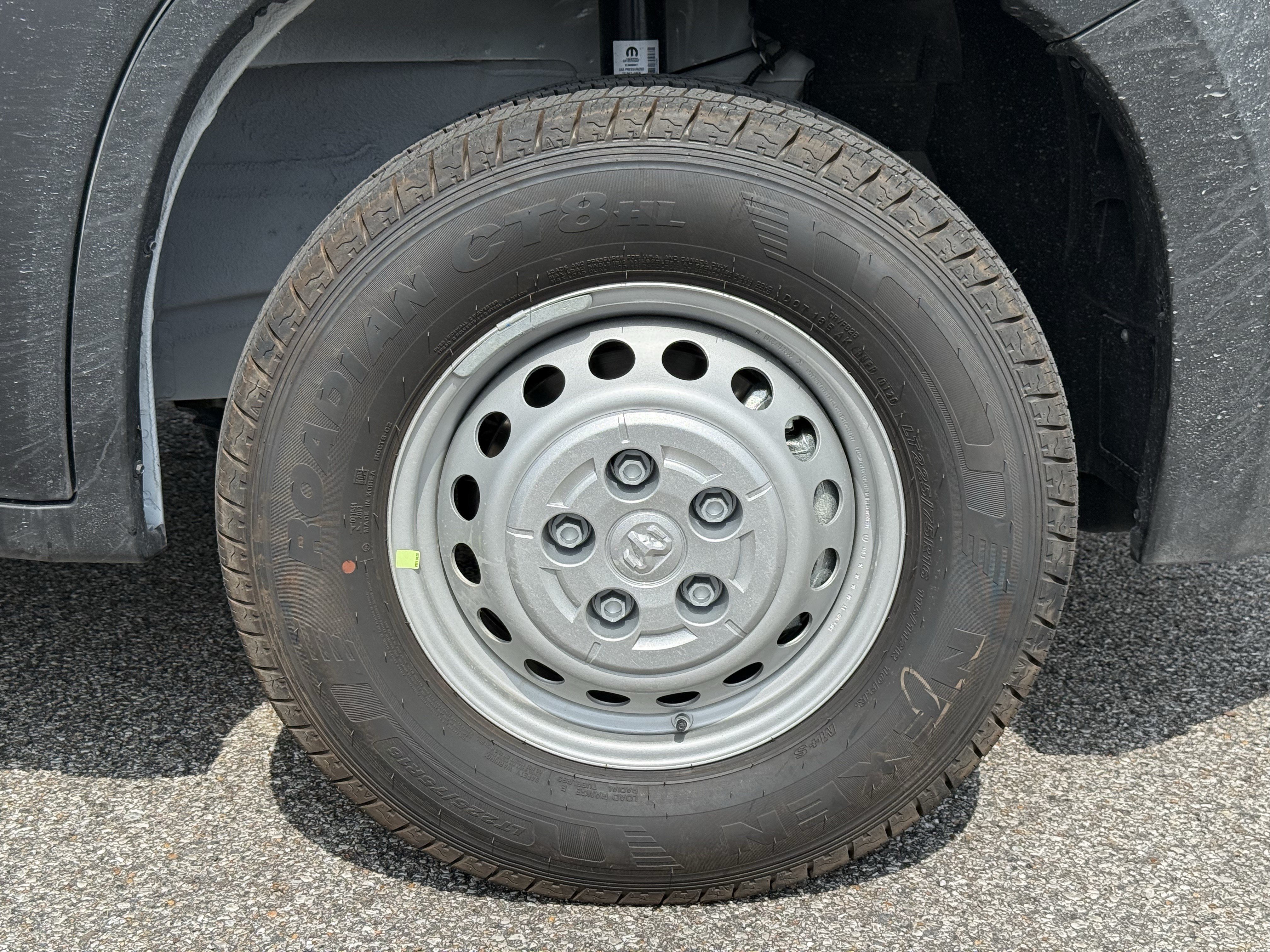 New 2026 RAM ProMaster 2500 w/ Convenience Group FWD image 13