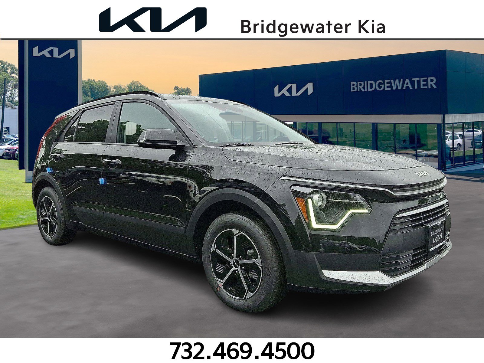 New 2025 Kia Niro EX image 1