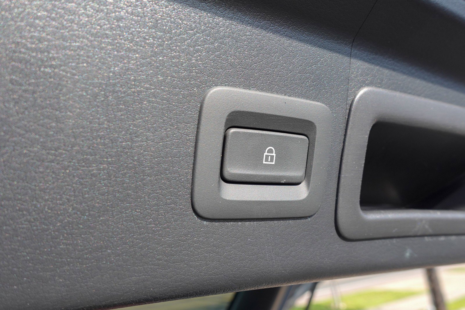 Certified 2025 MAZDA CX-30 AWD 2.5 S w/ Preferred Package image 28