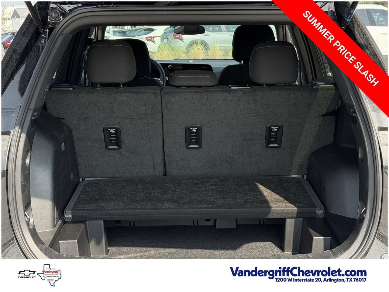 Certified 2026 Chevrolet Equinox LT FWD image 28