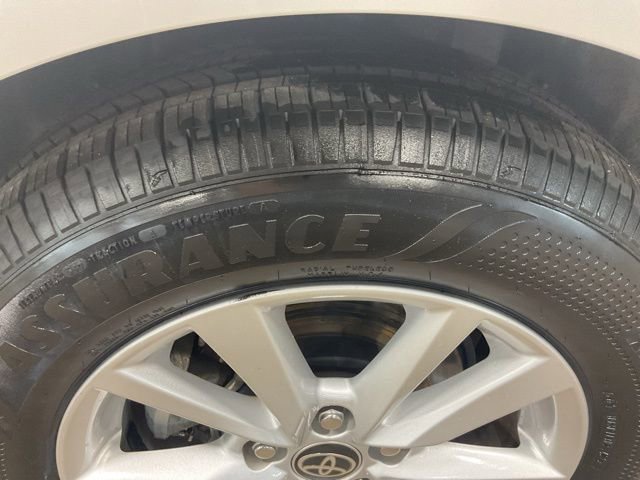 Used 2025 Toyota Camry LE image 8