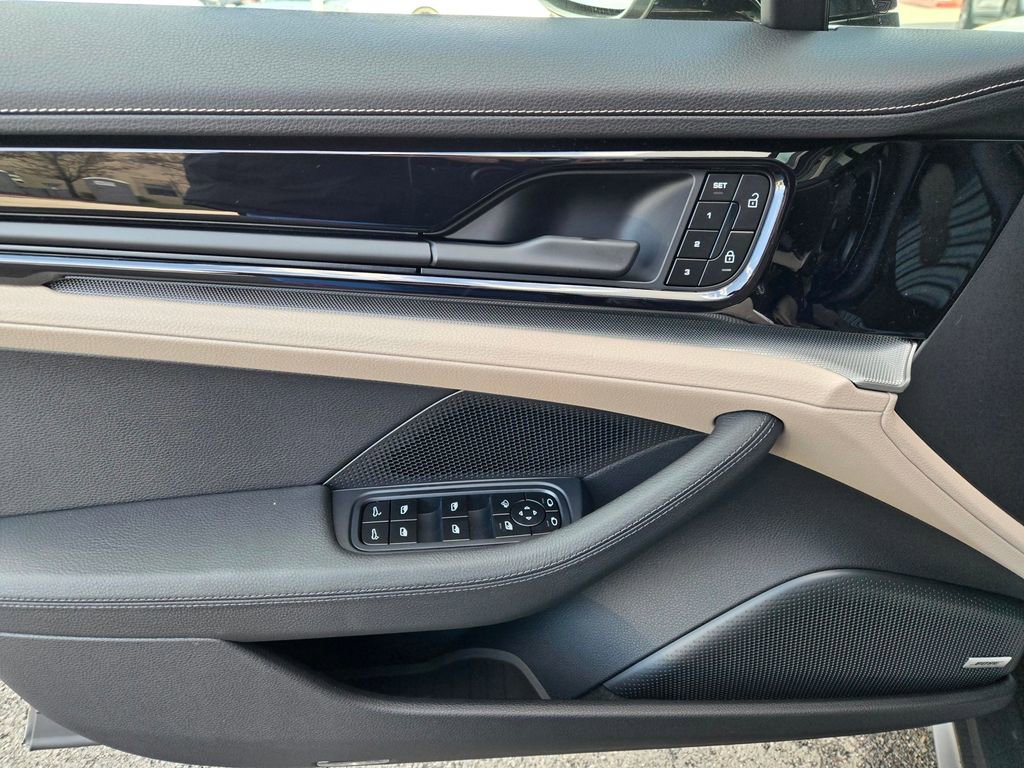 New 2026 Porsche Panamera 4 image 20