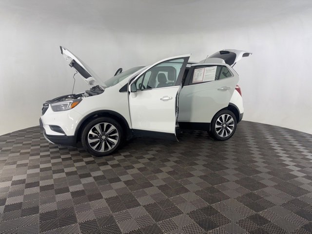 Used 2022 Buick Encore Preferred w/ Safety Package II image 10