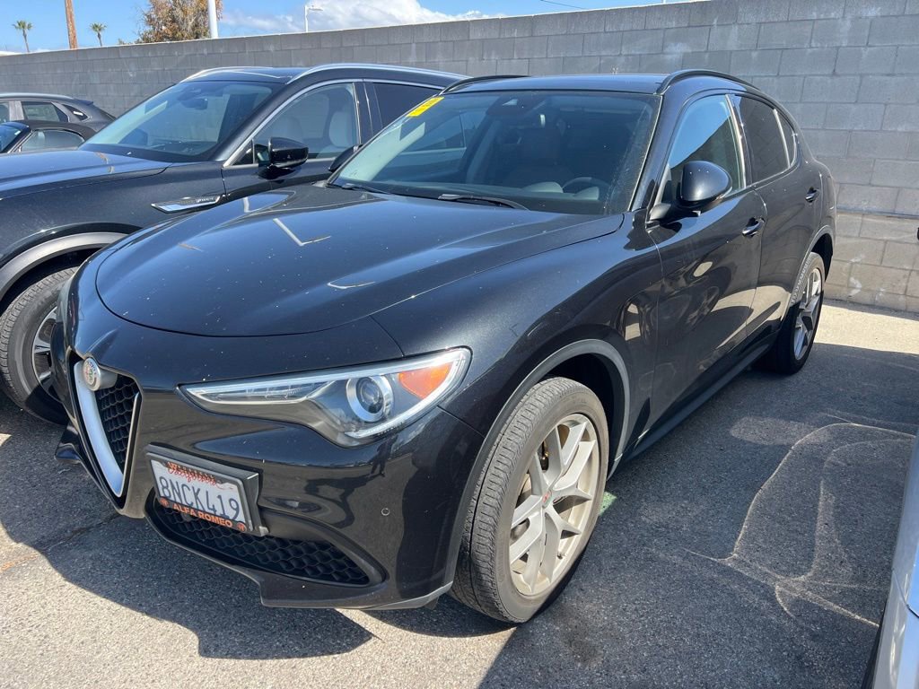 Used 2019 Alfa Romeo Stelvio Sport w/ Quick Order Package 22K Sport RWD image 1