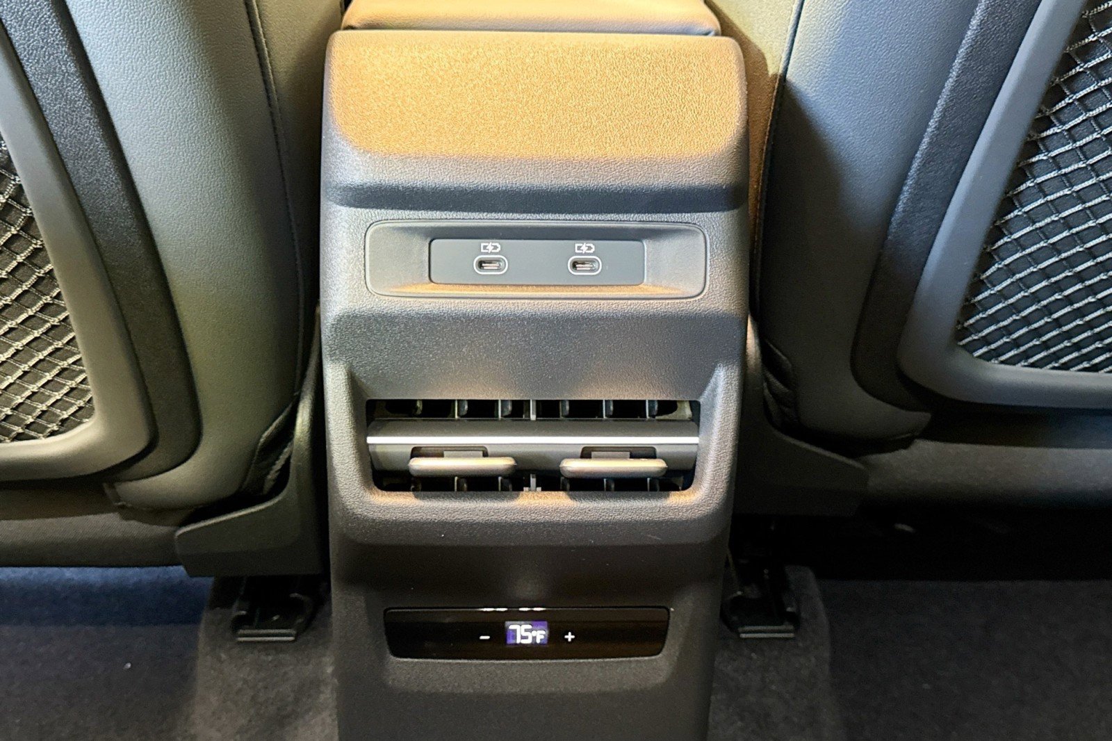 New 2026 Audi Q3 quattro 2.0T image 23