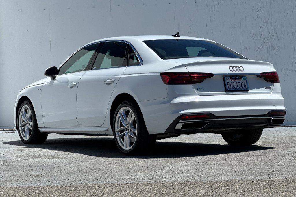 Used 2021 Audi A4 2.0T Premium AWD/4WD image 5