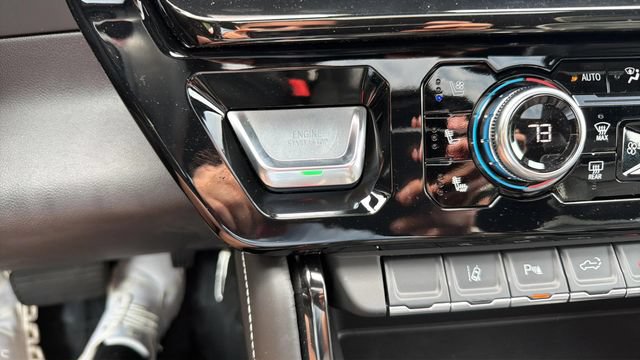 Used 2025 GMC Sierra 2500 AT4X w/ AT4X AEV Edition AWD/4WD image 23