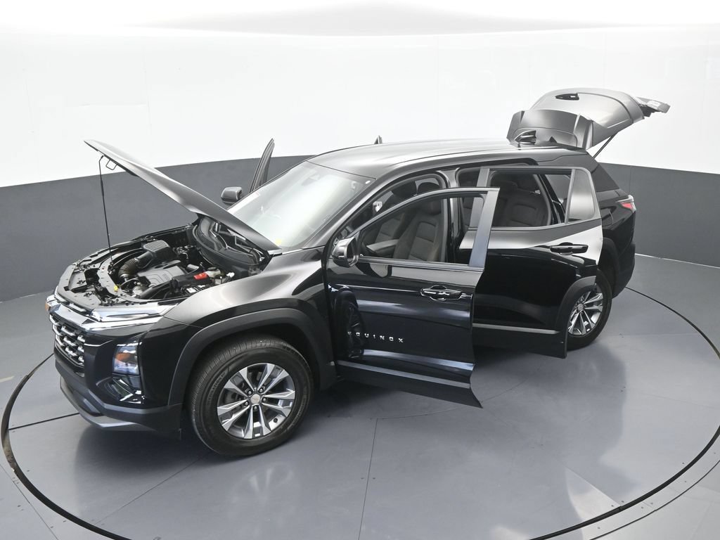 Used 2025 Chevrolet Equinox LT FWD image 63