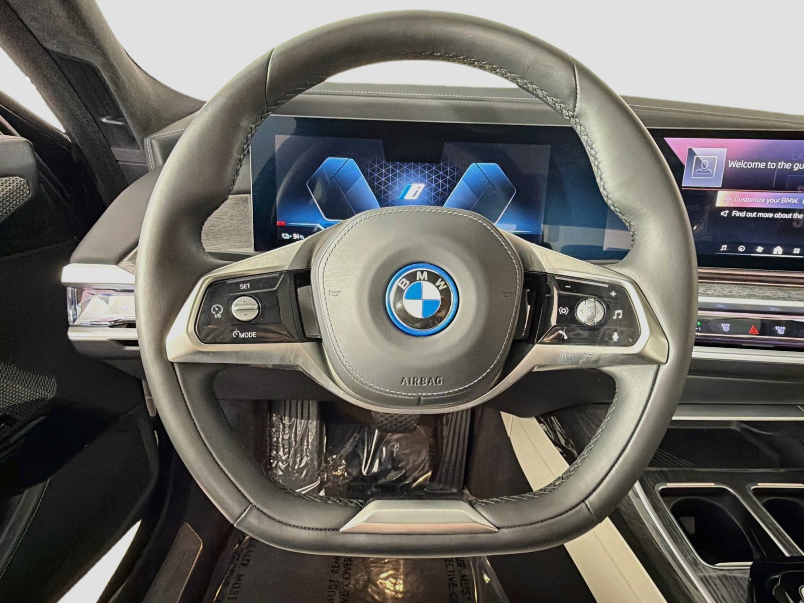 Certified 2024 BMW i7 eDrive50 w/ Executive Package RWD image 11
