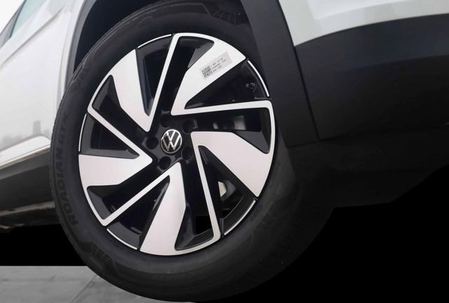 New 2026 Volkswagen Atlas SEL image 3