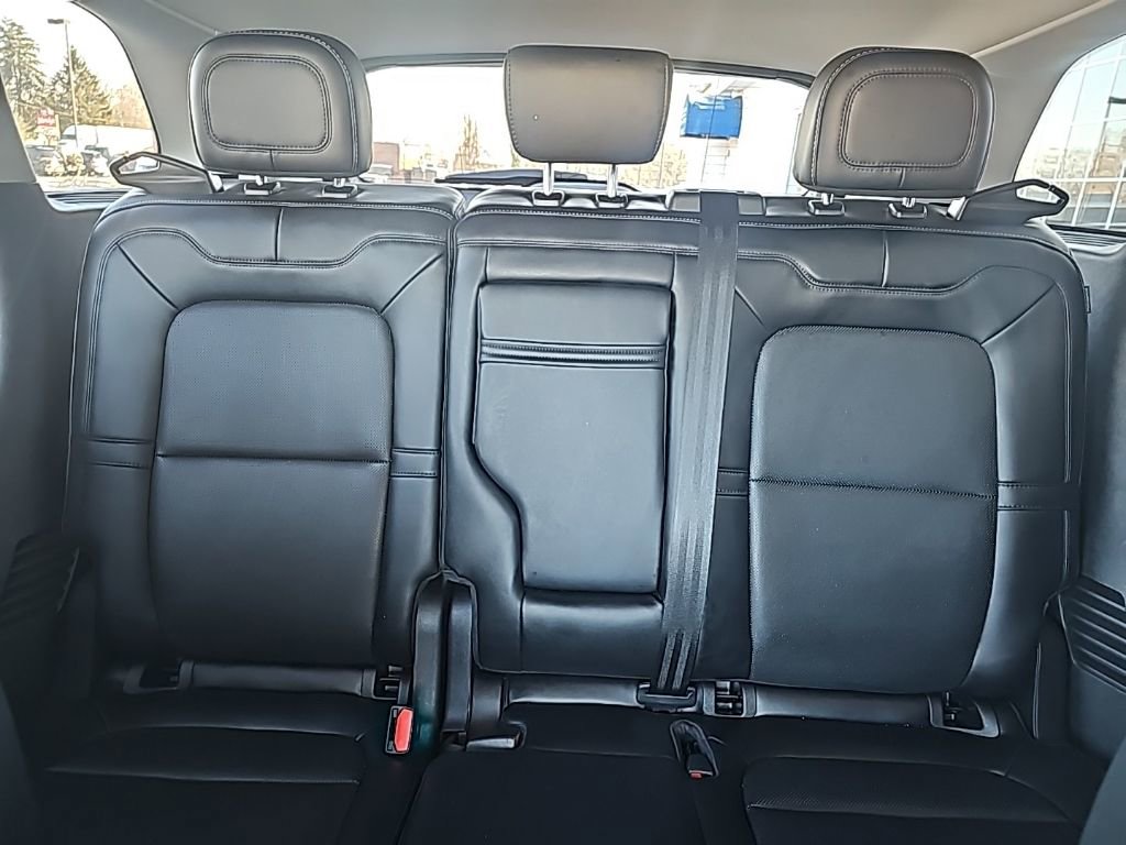 Used 2022 Lincoln Corsair AWD w/ Equipment Group 101A image 10