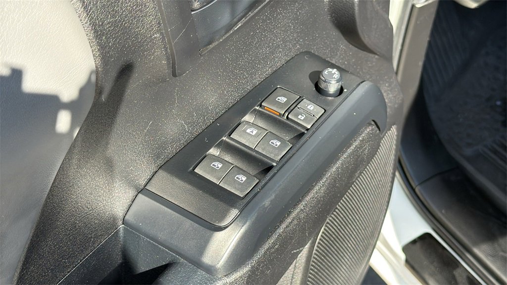 Used 2023 Toyota Tacoma SR image 10