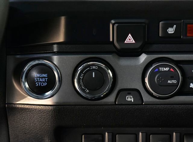 Used 2020 Toyota Tacoma TRD Sport w/ TRD Premium Sport Package AWD/4WD image 22