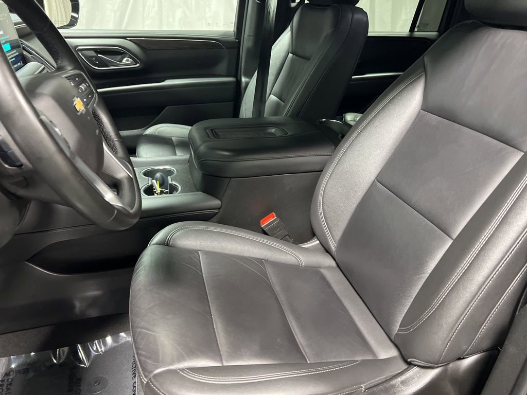 Used 2024 Chevrolet Suburban LT image 22