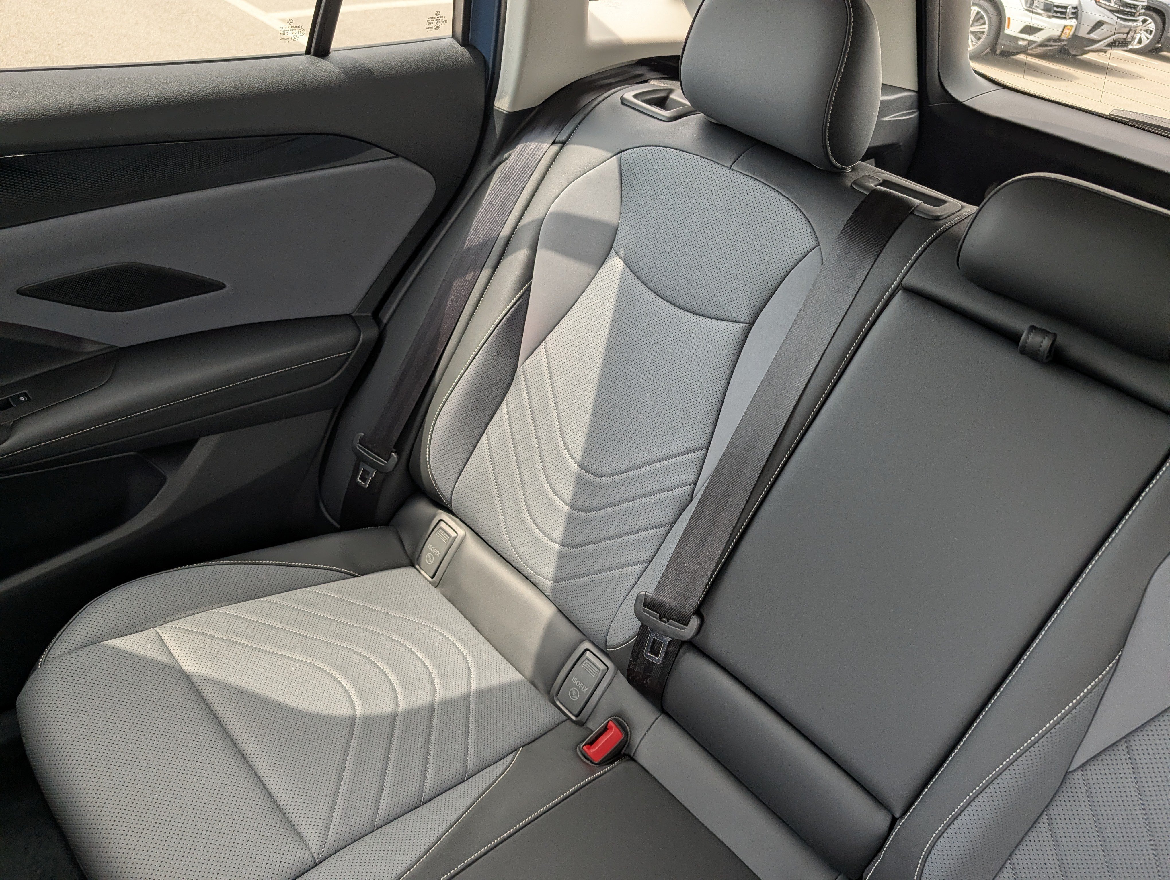 Certified 2026 Volkswagen Tiguan SE AWD/4WD image 15