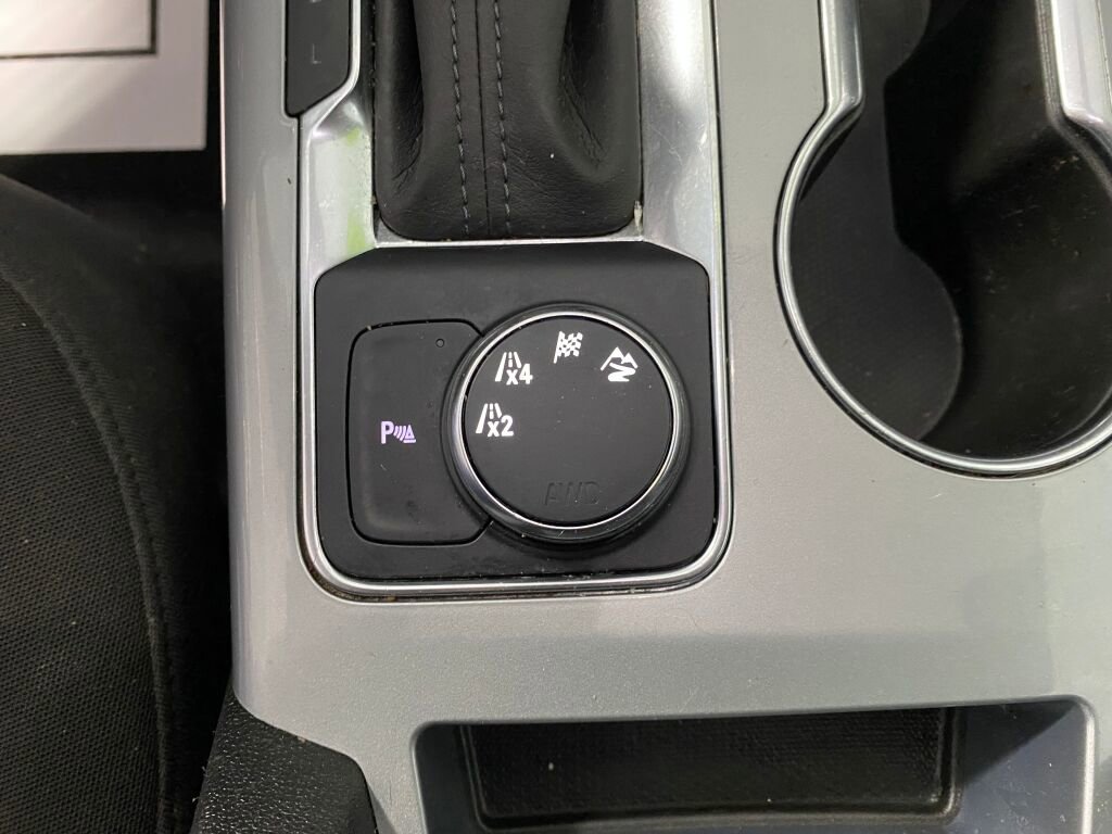 Used 2020 Chevrolet Blazer LT image 15