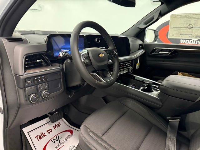 New 2026 Chevrolet Suburban LS RWD image 11