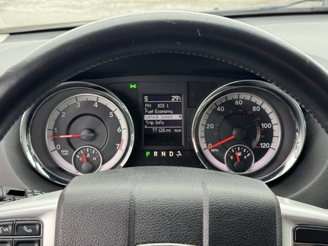 Used 2019 Dodge Grand Caravan SE w/ UConnect Hands-Free Group image 24