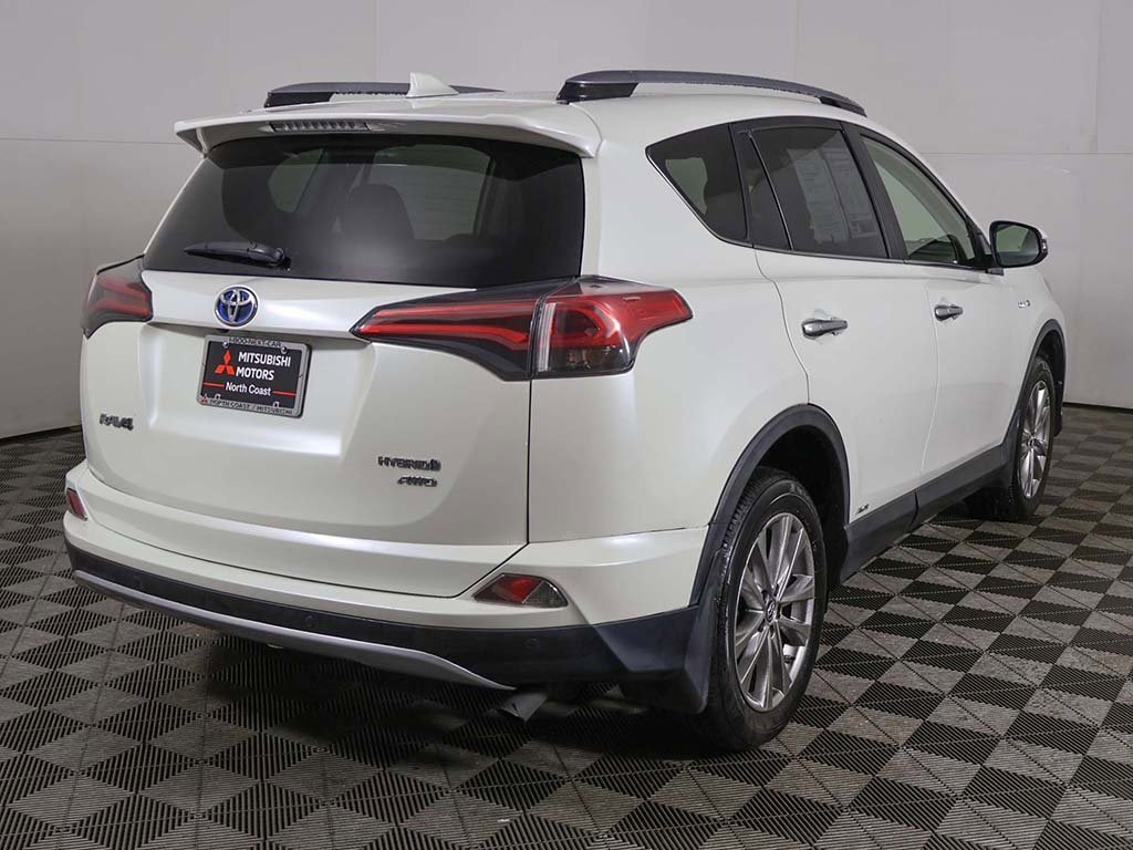 Used 2018 Toyota RAV4 Limited image 11