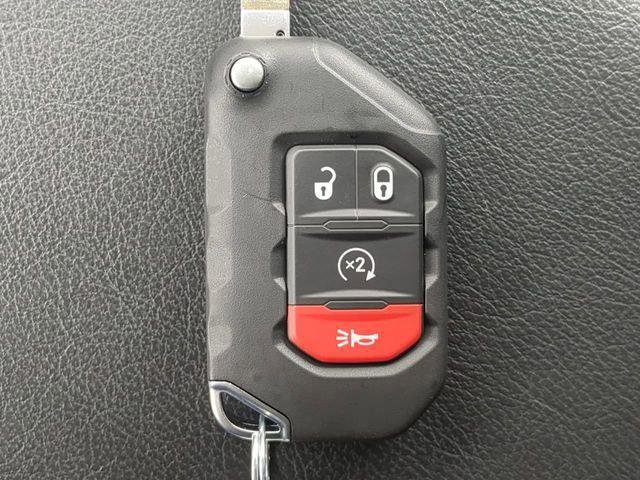 Certified 2025 Jeep Wrangler Unlimited Rubicon 4xe w/ Convenience Group image 34