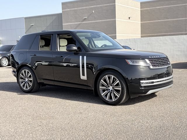Used 2025 Land Rover Range Rover Autobiography AWD/4WD image 4