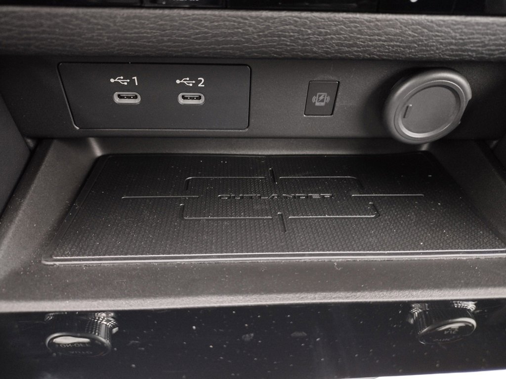 New 2026 Mitsubishi Outlander Trail Edition image 24