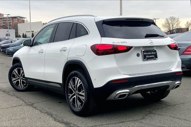 Used 2026 Mercedes-Benz GLA 250 4MATIC image 10